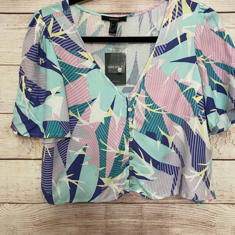 NWT Forever 21 Purple Multi Color Print Button Front Crop Top Med